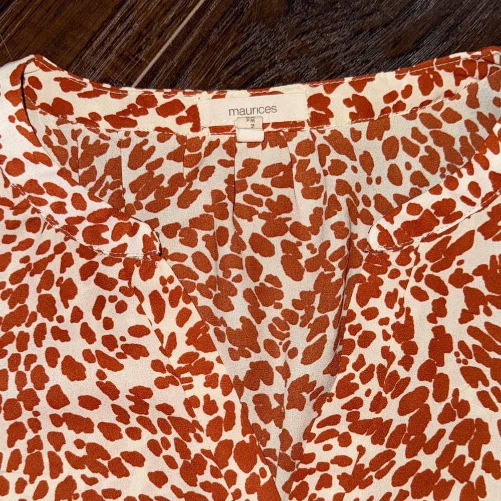 Maurices Rust Patterned Blouse - Picture 2 of 3